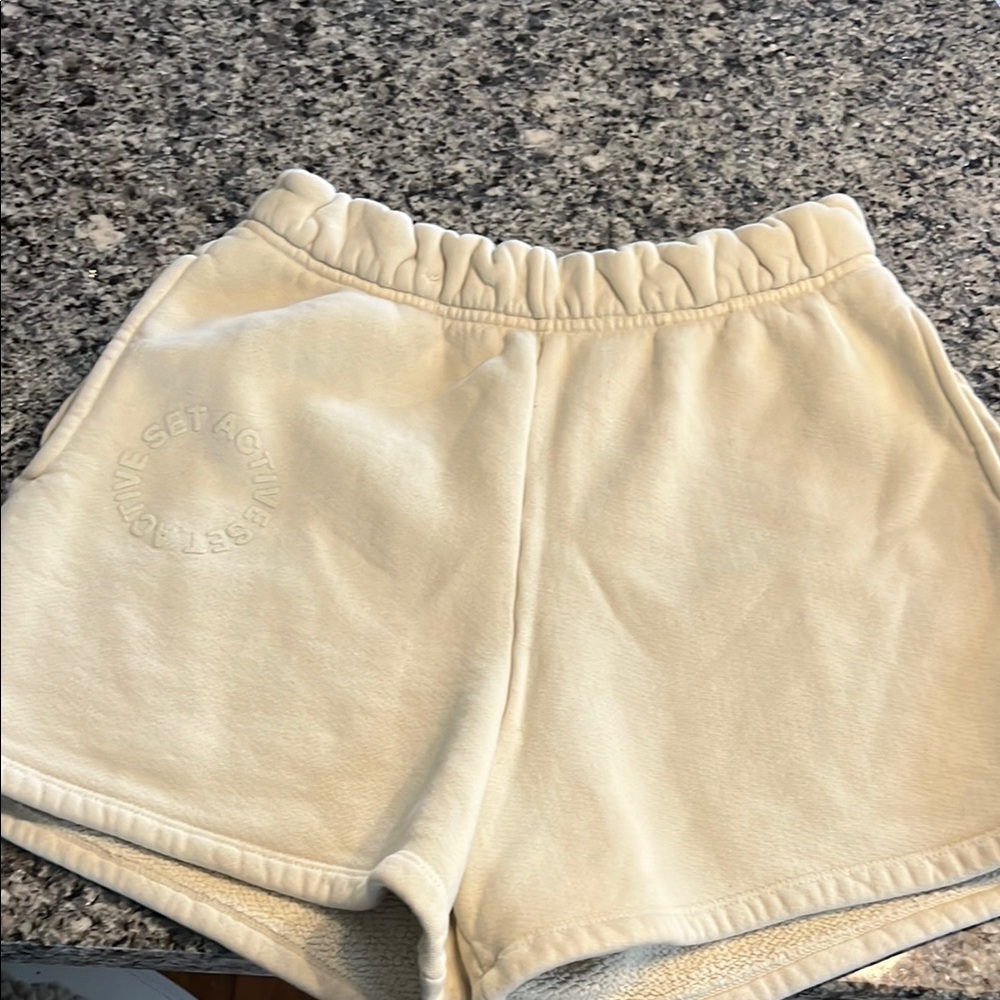 Set active shorts